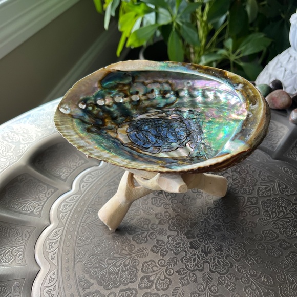 Hand Crafted Smudge Kit Natural Wood Stand - Picture 9 of 13